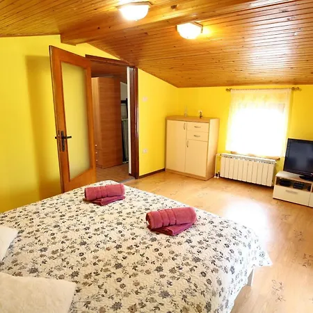 Ferienhaus Parenzana Mirni Koticek Star - Parenzana Haven Hideaway Star Izola